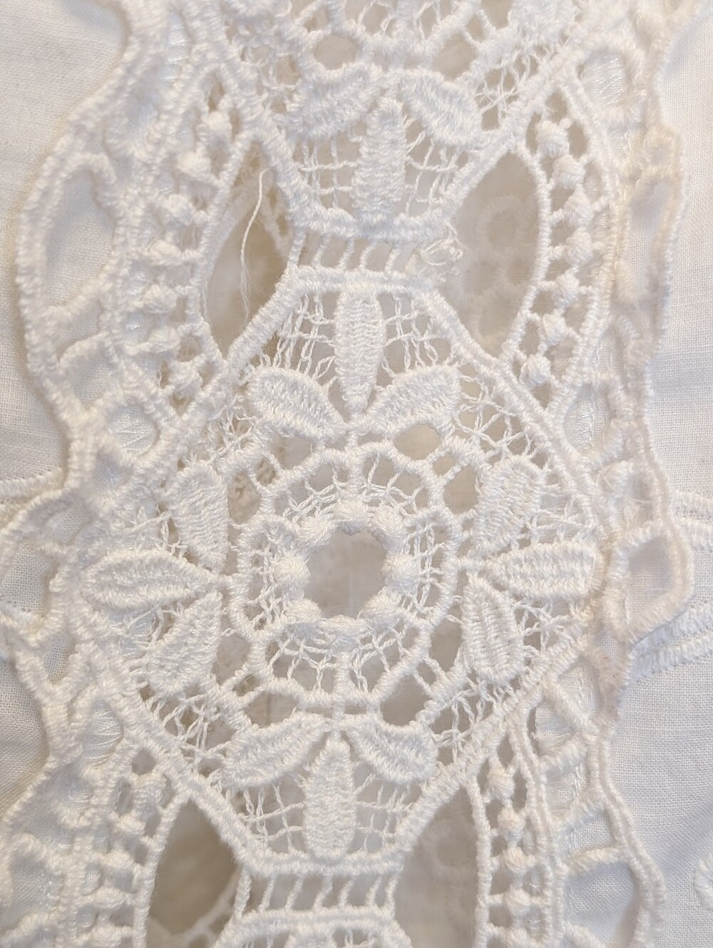 Jennifer & Grace White Eyelet Lace Boho Peasant Blouse Top M - Picture 9 of 16